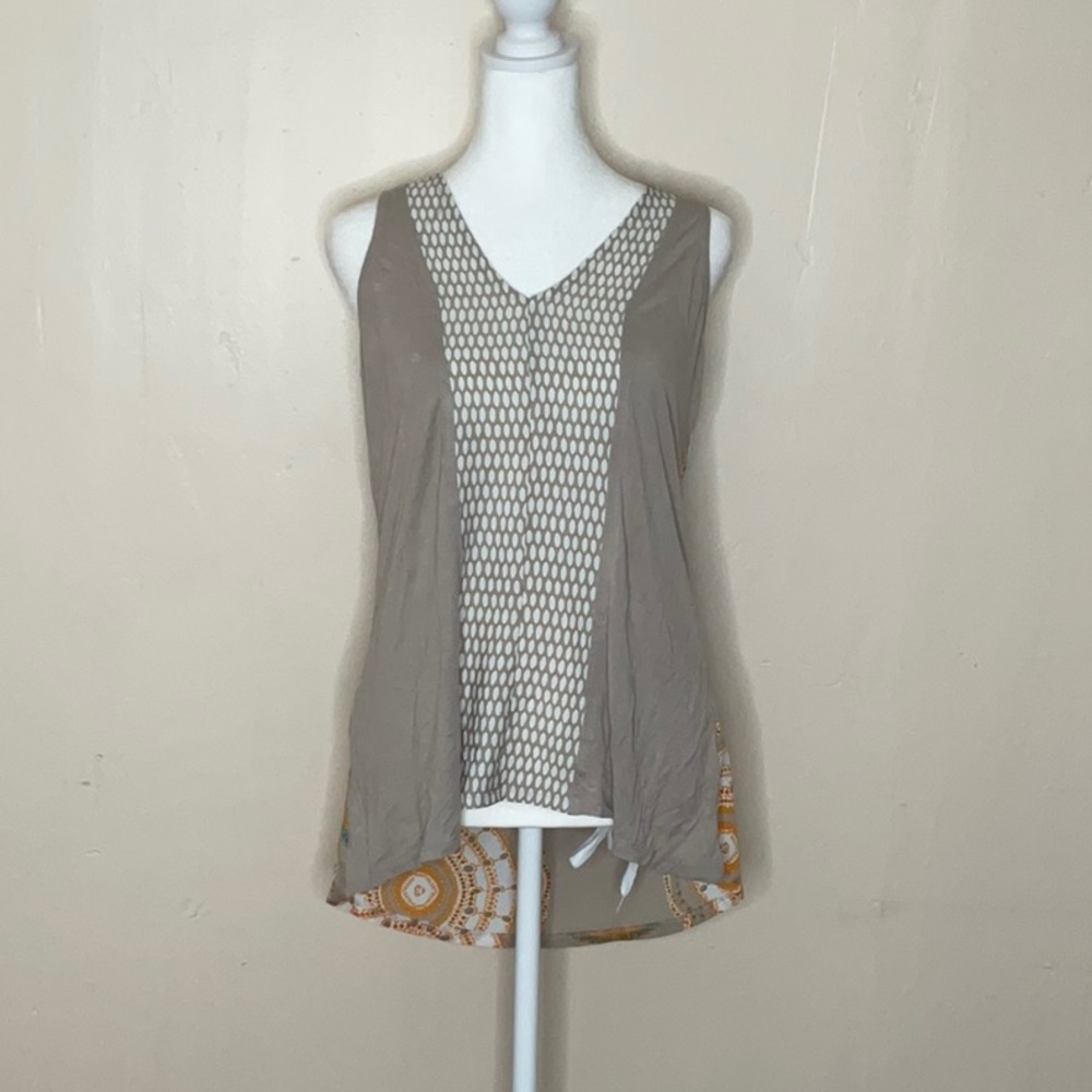 Porridge Sleeveless Beige and Patterned High Low Top